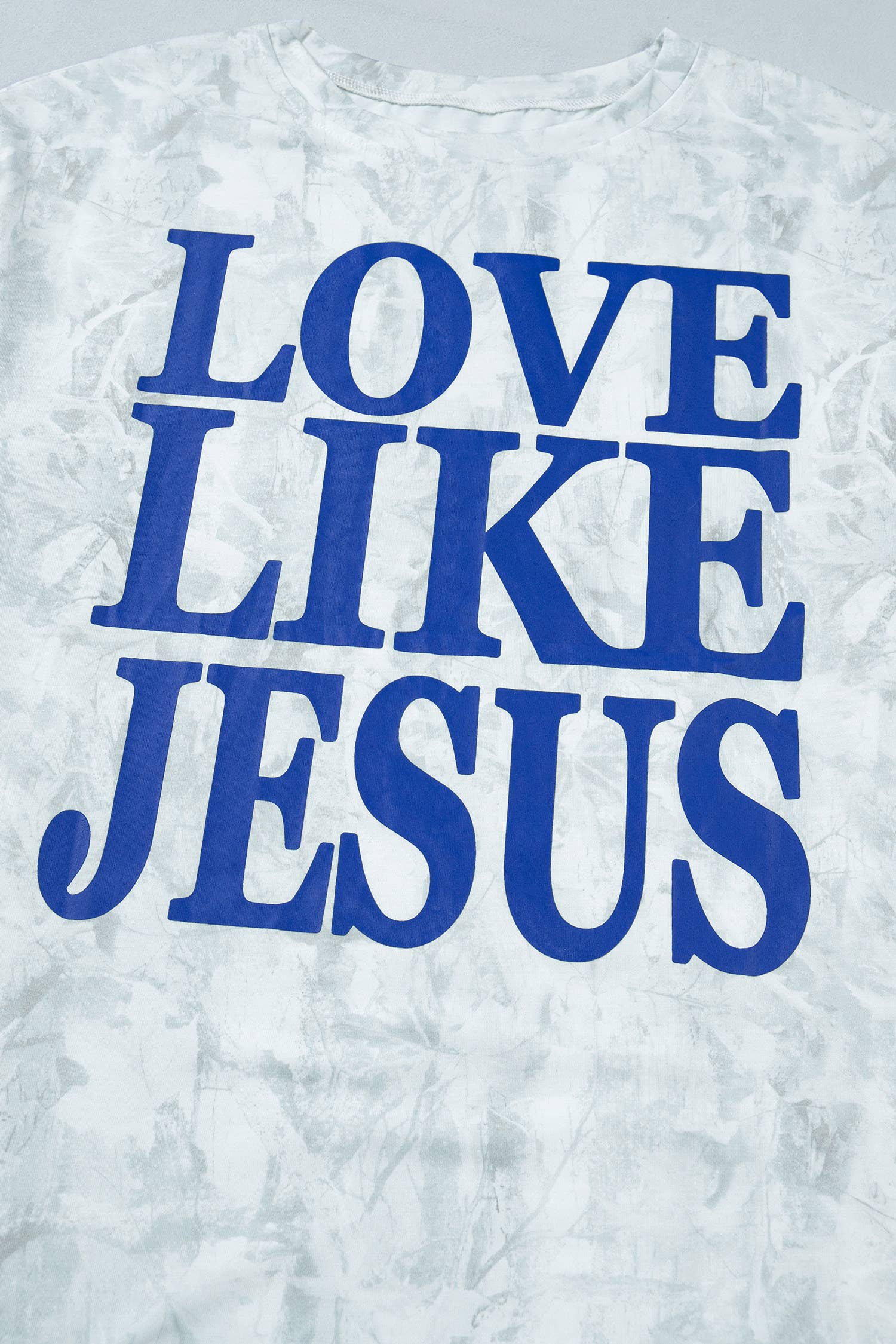 Love Like Jesus Camo Tee